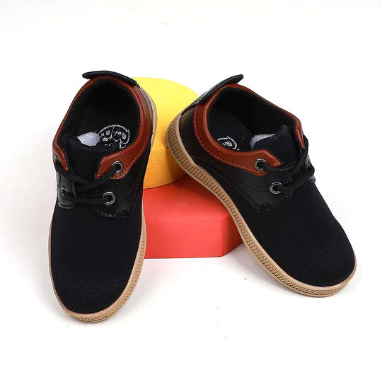 Sneakers For Boys - Black