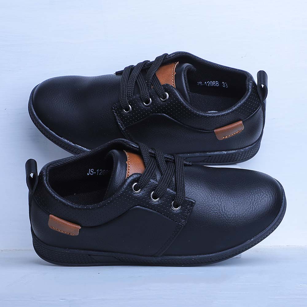 Sneakers For Boys - Black