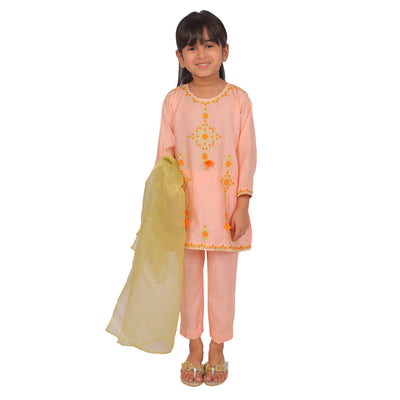 Fancy Girls 3Pcs Fancy Rangoli - Peach