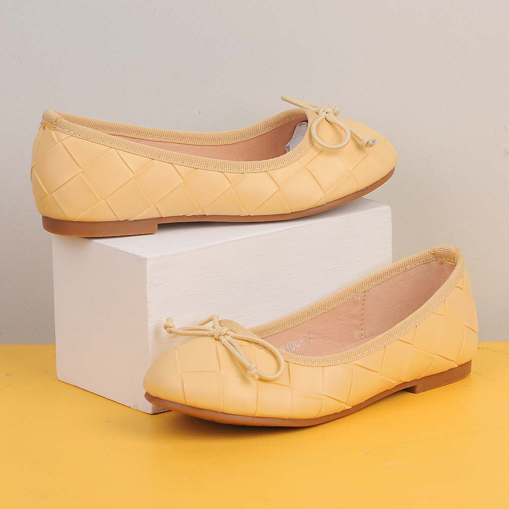 Pumps For Girls - Beige