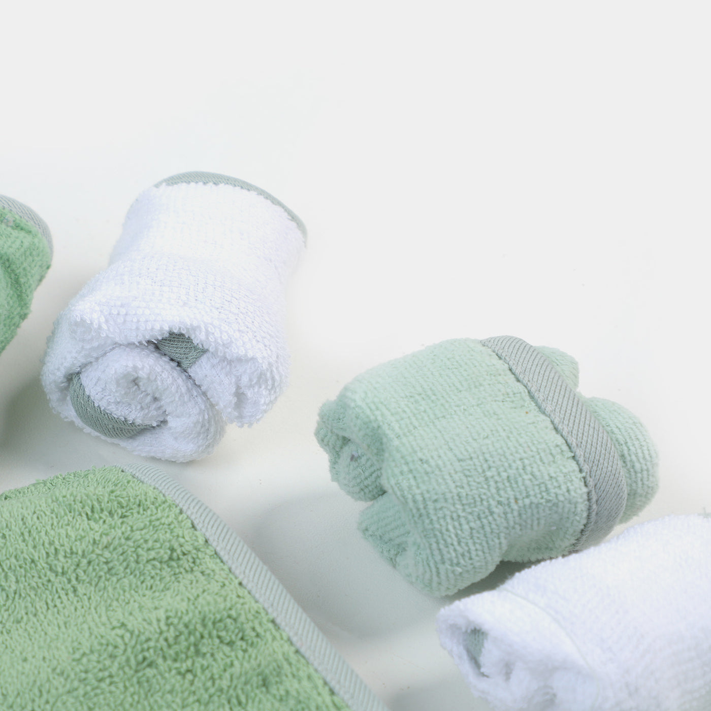 Baby Bath Towel + 4PCs Face Towel - Green